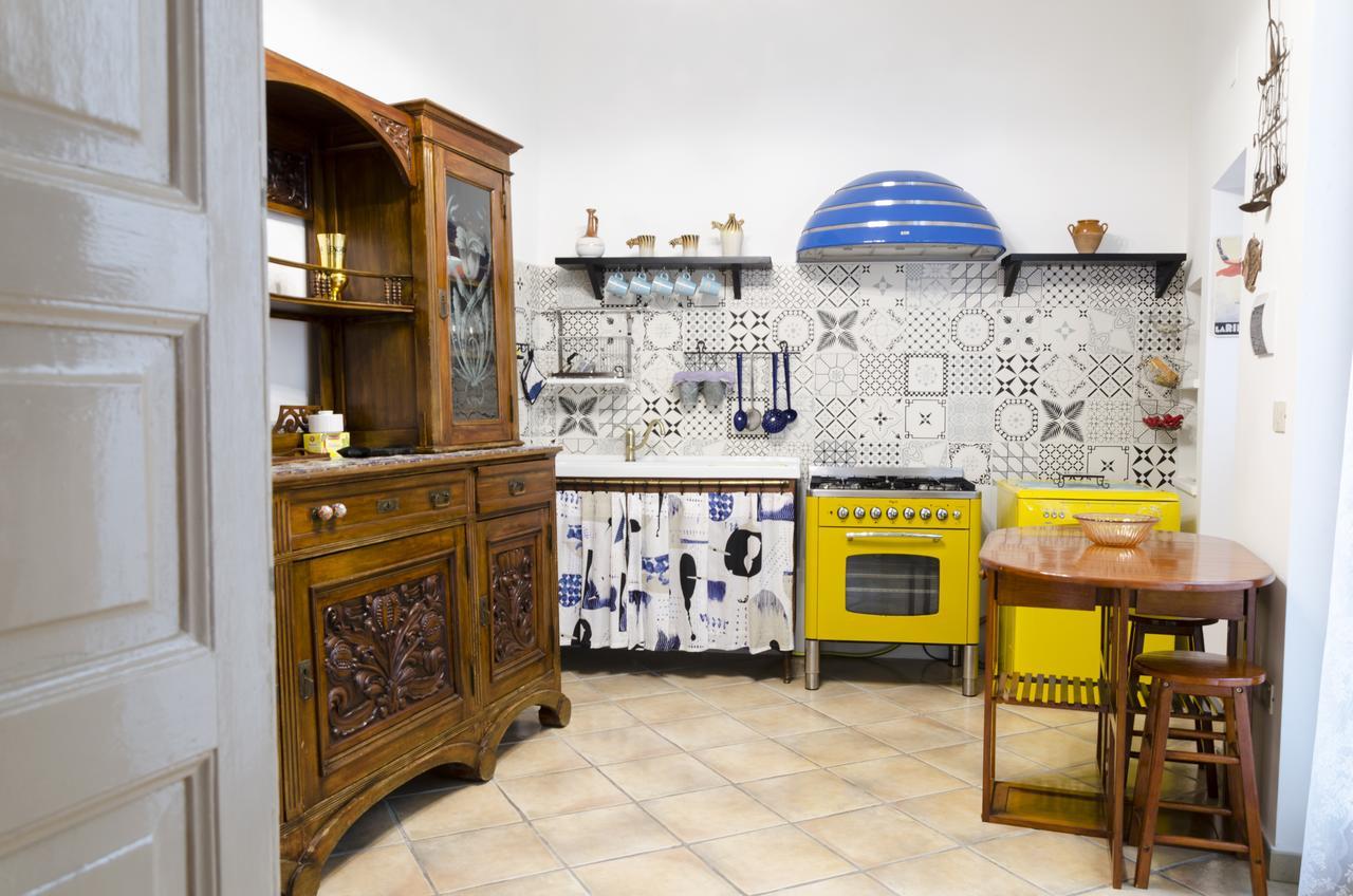 ברינדיזי Maria Vittoria Charming Rooms And Apartments מראה חיצוני תמונה